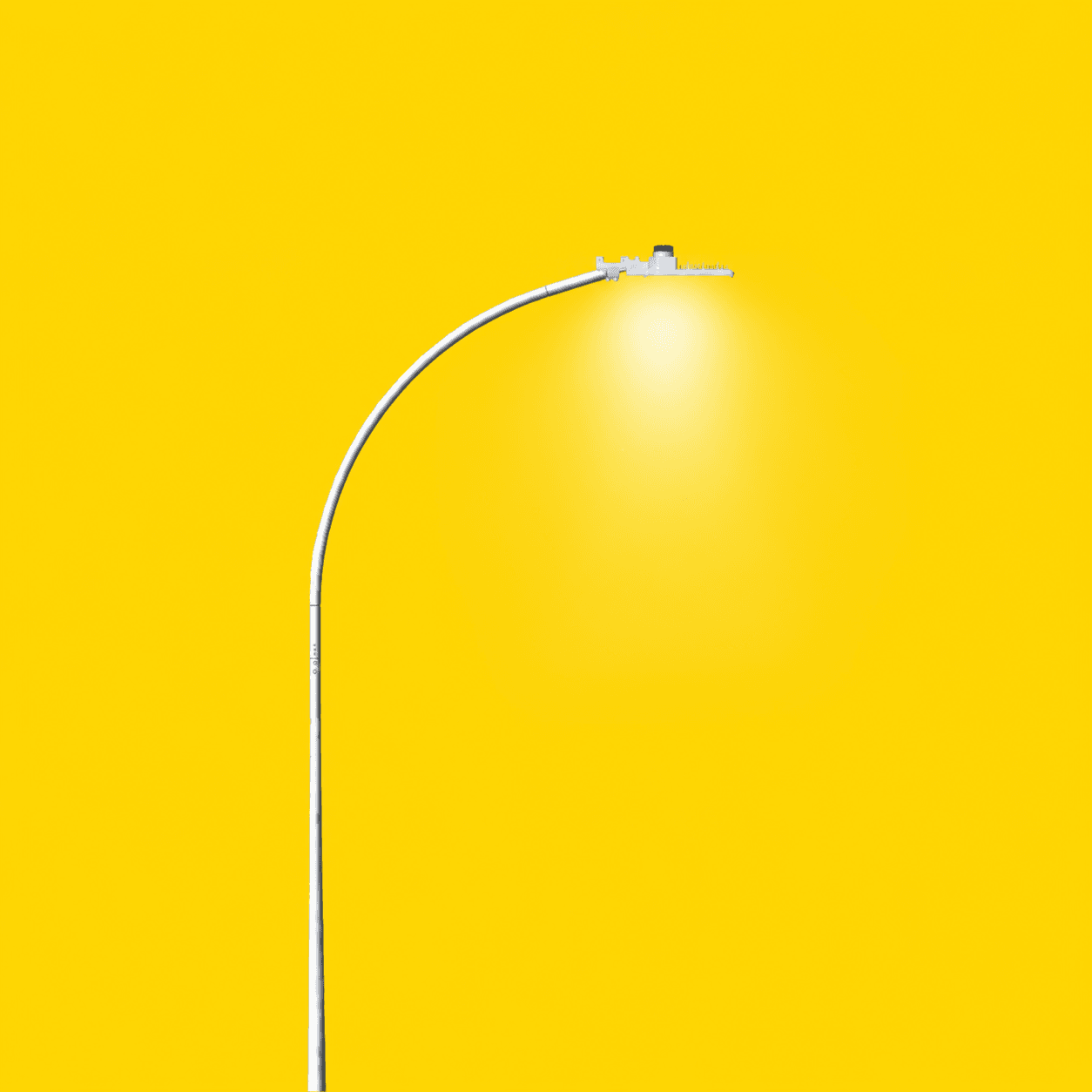 Poste Telecônico Curvo Simples Engastado